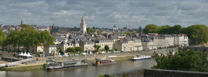 Piscine Angers, qualité au meilleur prix Piscine Angers